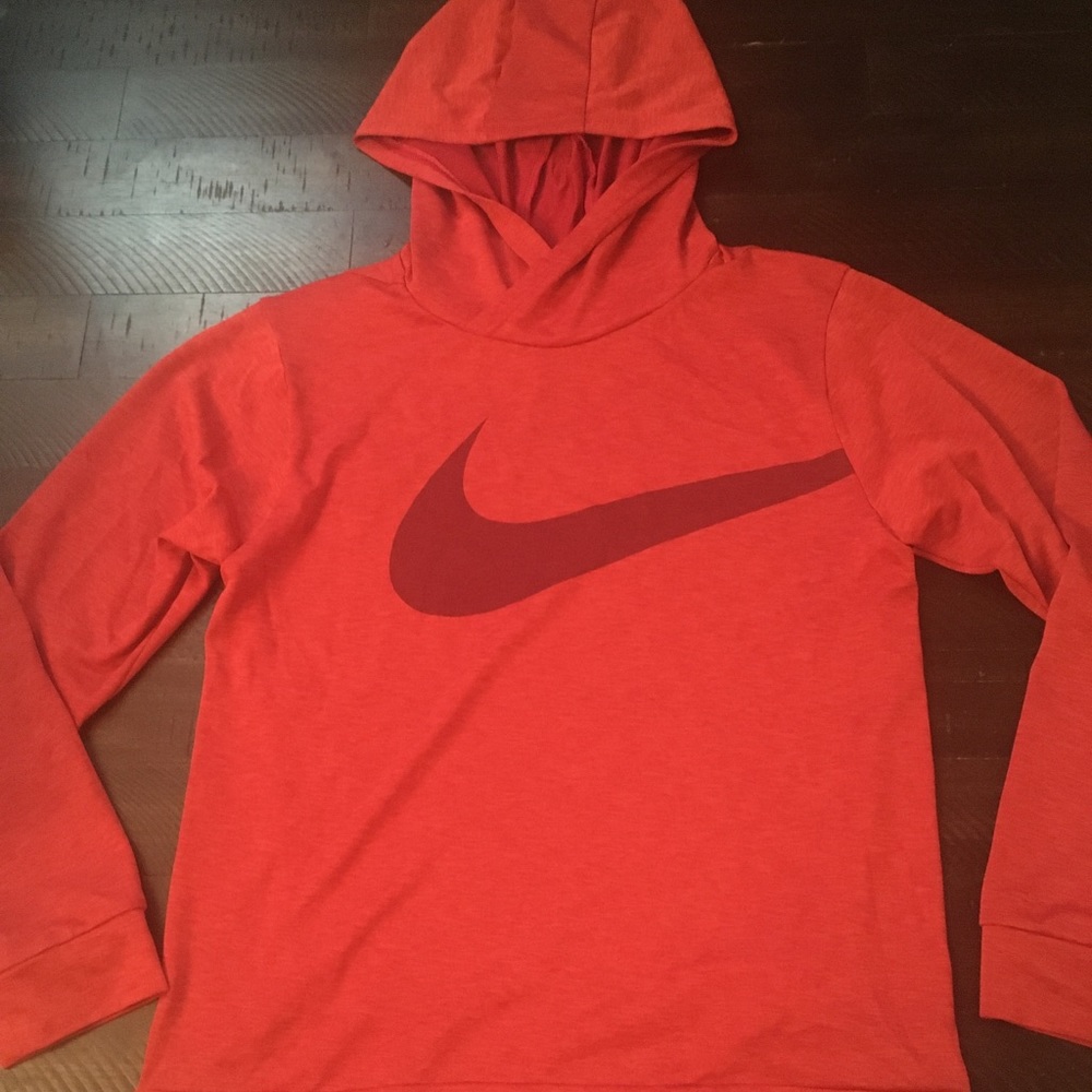 Nike Boys' Dri-FIT Breathe Graphic Hooded Top